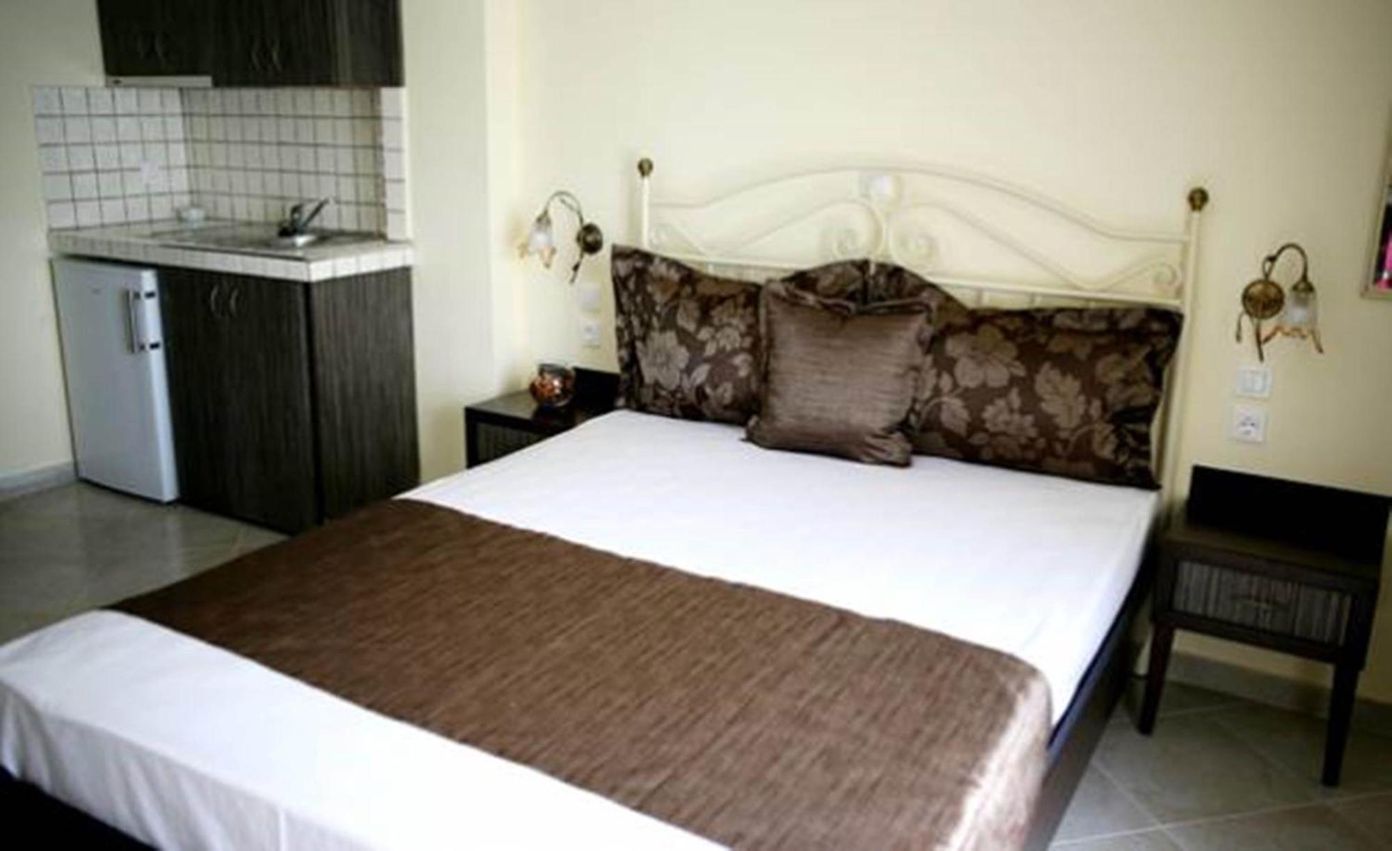 Makedos Sea View Apartment Vrasná Екстериор снимка